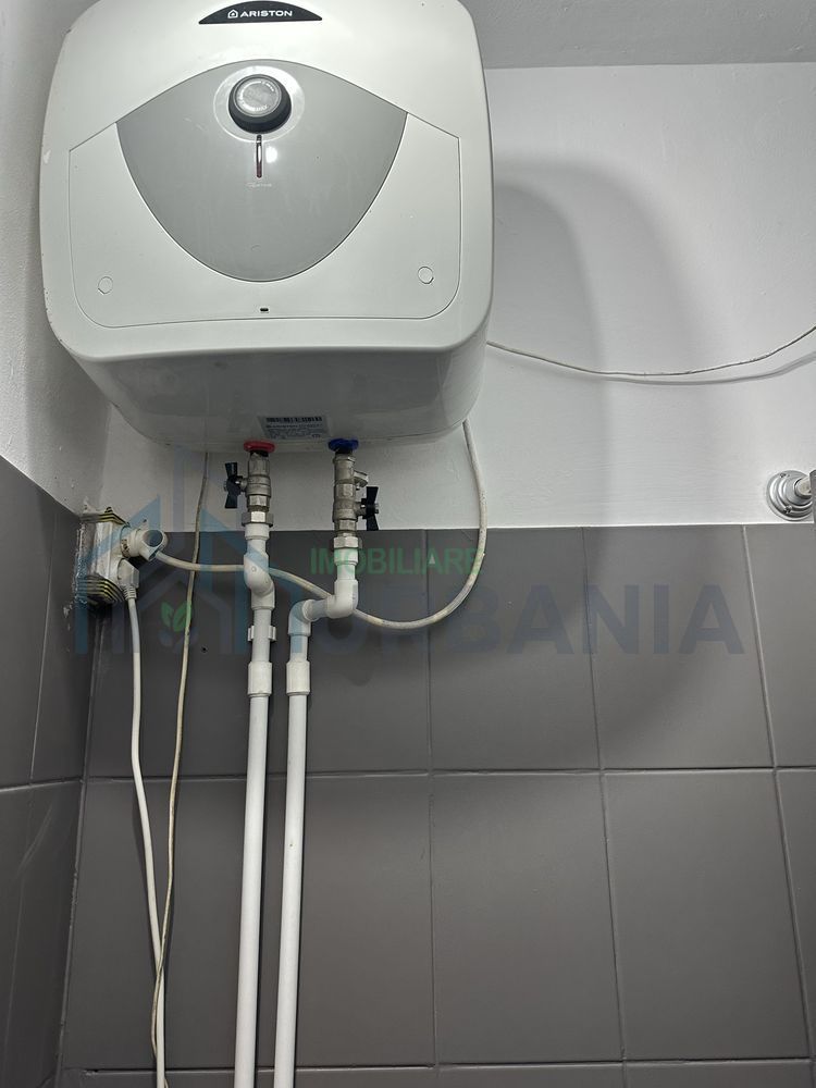 Garsonieră renovată de vânzare în Podu Roș, Iași - Poză 5
