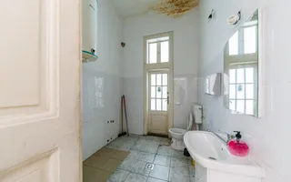 Zona istorică Traian–6 apartamente în imobil cu potențial, 621 mp, 759 mp teren - Poză 17