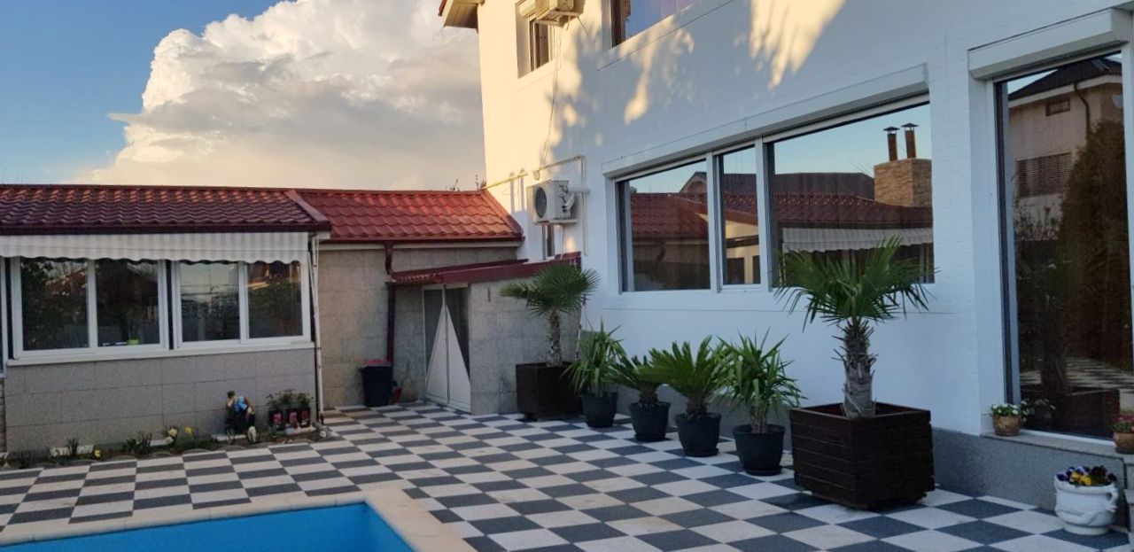 Vila de vanzare zona Metro/Arcasilor - P+1E+M - Poză 3