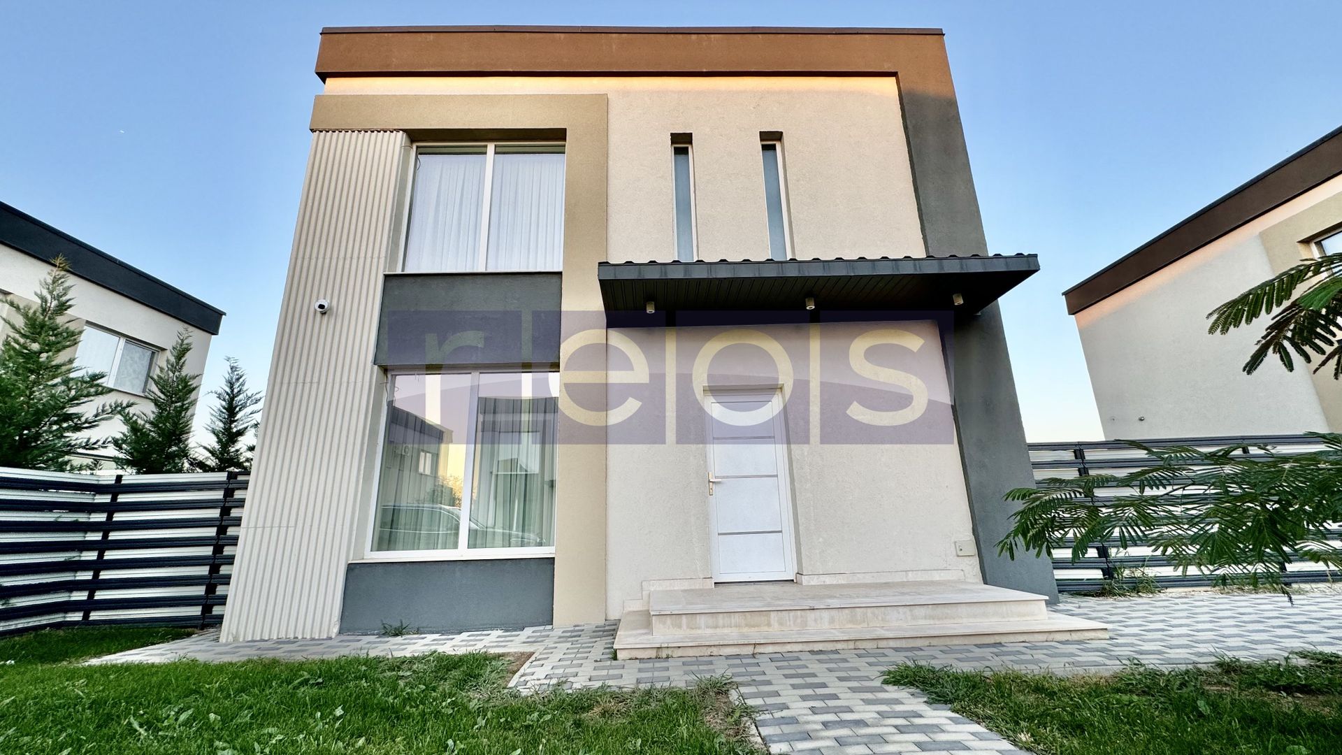 VANZARE VILA INDIVIDUALA | MOBILATA UTILATA | COMUNA CORBEANCA - Poză 1