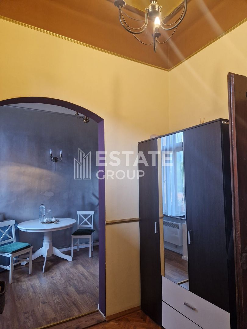 Apartament 2 camere, curte interioara cu loc de parcare - Poză 5