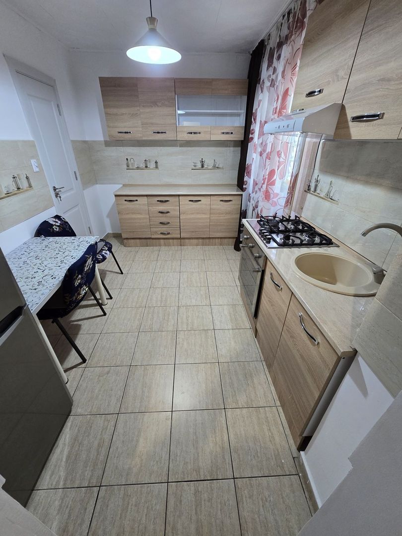 De inchiriat apartament 2 camere Apusului - Poză 5