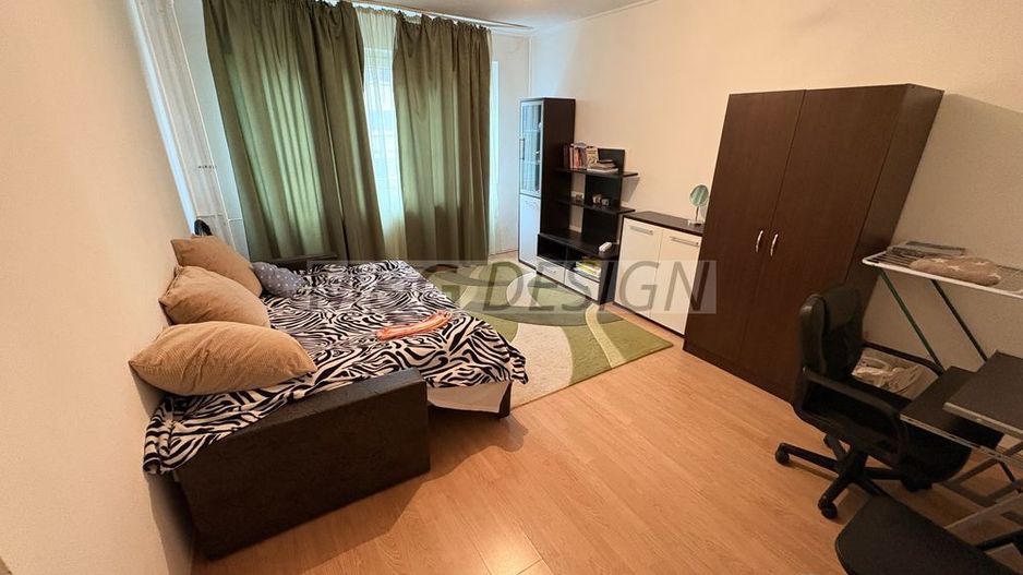 1 camera Blasovici etaj 1 - Poză 1