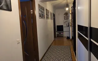 Apartament 2 camere decomandate 53 mp zona Eroilor - Poză 11