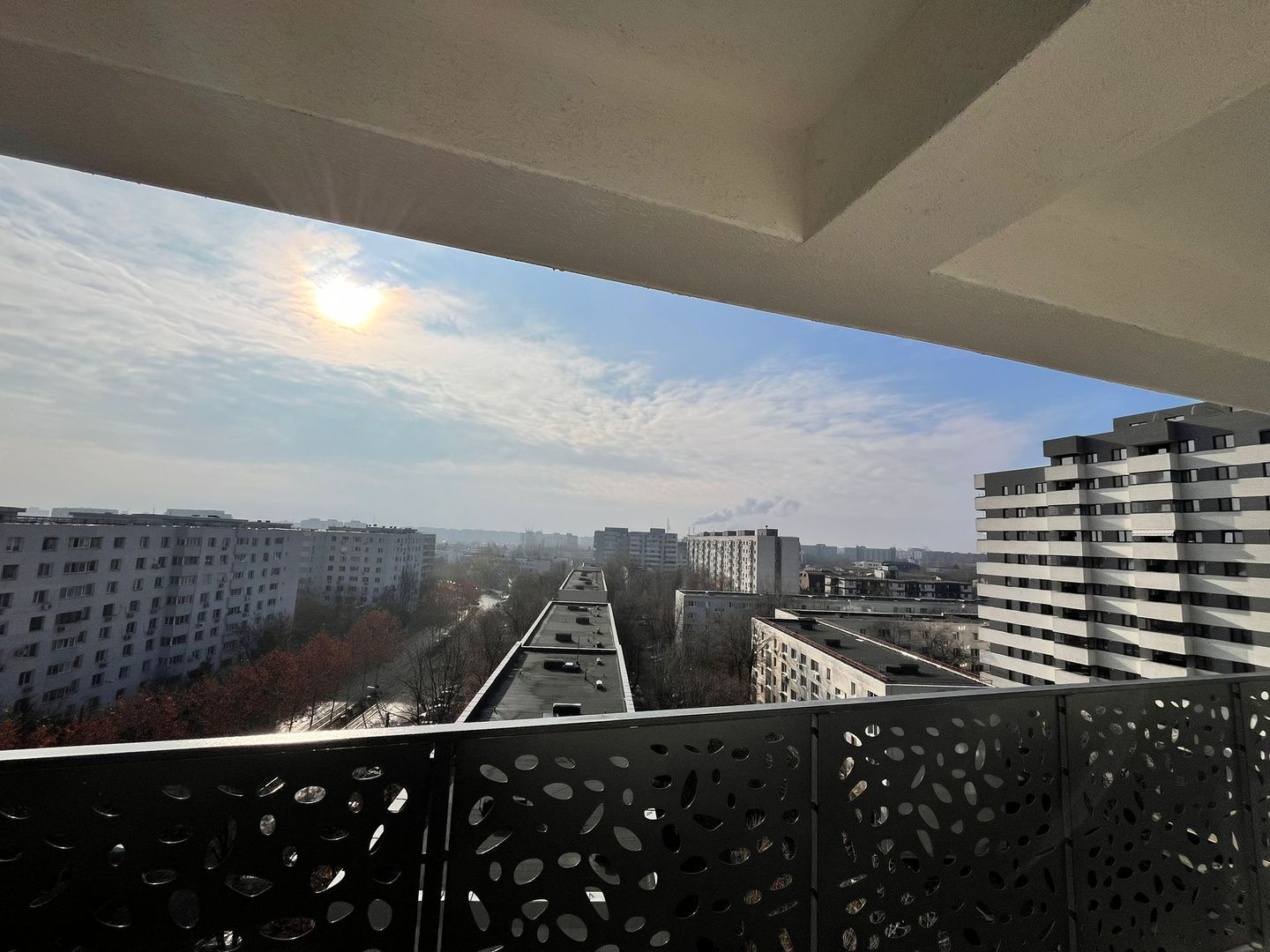 3 cam, Rebreanu, bloc nou, încălzire pardoseala, parcare inclusa, lux! - Poză 18