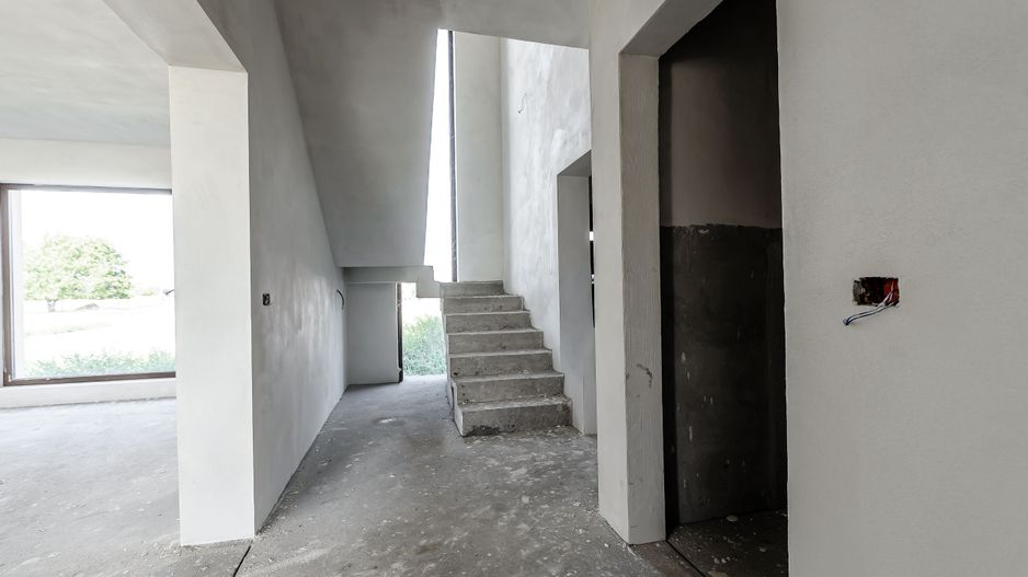 Casă premium semi-finisată de vânzare Curtici, cartier nou Comision 0 - Poză 1