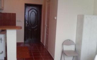 BRASADAS vinde garsoniera 21 mp etaj 4/4 zona Closca. - Poză 6