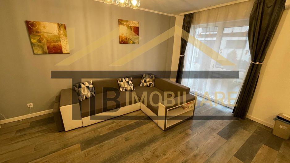 Apartament de 2 camere, 45mp,  garaj, Zona Central - Poză 3