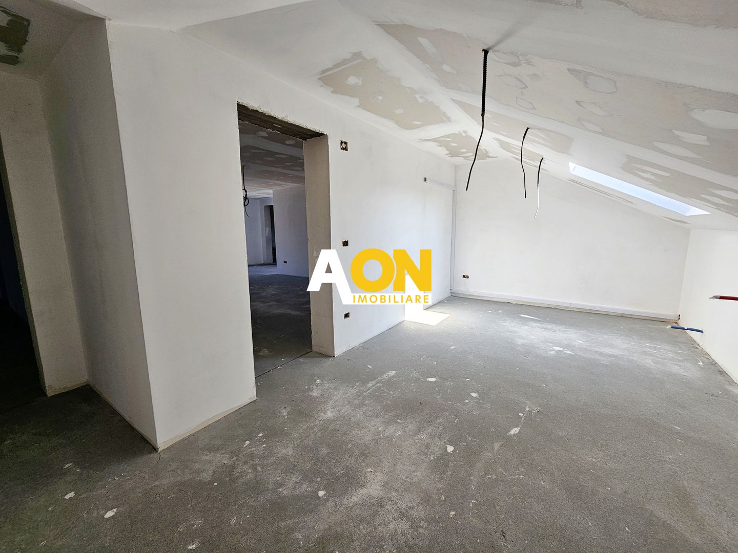 Casă 6 camere în Ciugud, dotări premium și design modern, 710 mp teren - Poză 20