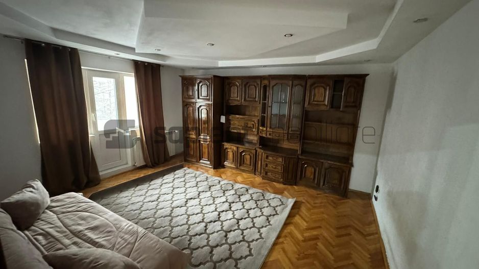 Apartament cu 4 camere in Nufarul - Poză 4