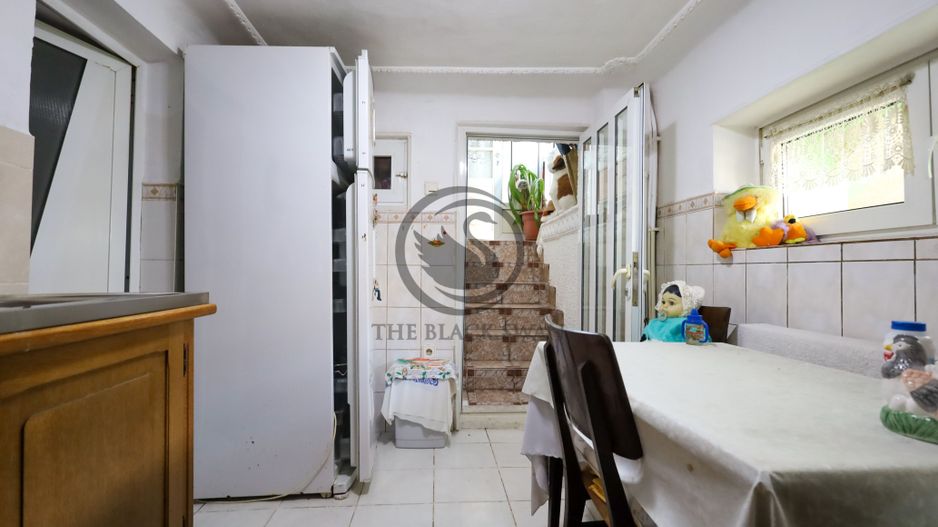 Casa de vanzare cu 4 camere | Zona Afi Palace, Ploiești | Comision 0% - Poză 4