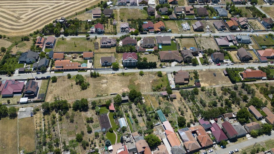 Loc de casă în Sânleani 412mp - Poză 11