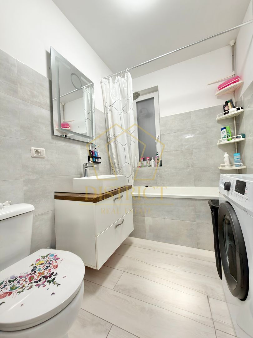 Apartament cu 3 camere, dressing si debara mobilat la etaj intermediar in Giroc. - Poză 11