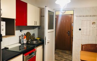 Apartament 3 camere - confort , siguranta si liniste - Poză 1