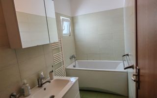 Apartament de 4 camere, decomandat, 79mp, parcare, zona BIG - Poză 8