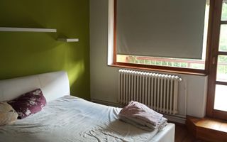 CASA CU 6 CAMERE ZONA CENTRAL - Poză 9