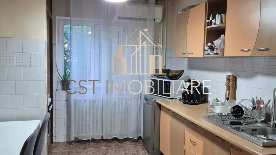 Aradului - 4 Camere -Decomandat - Etaj intermediar - Poză 7