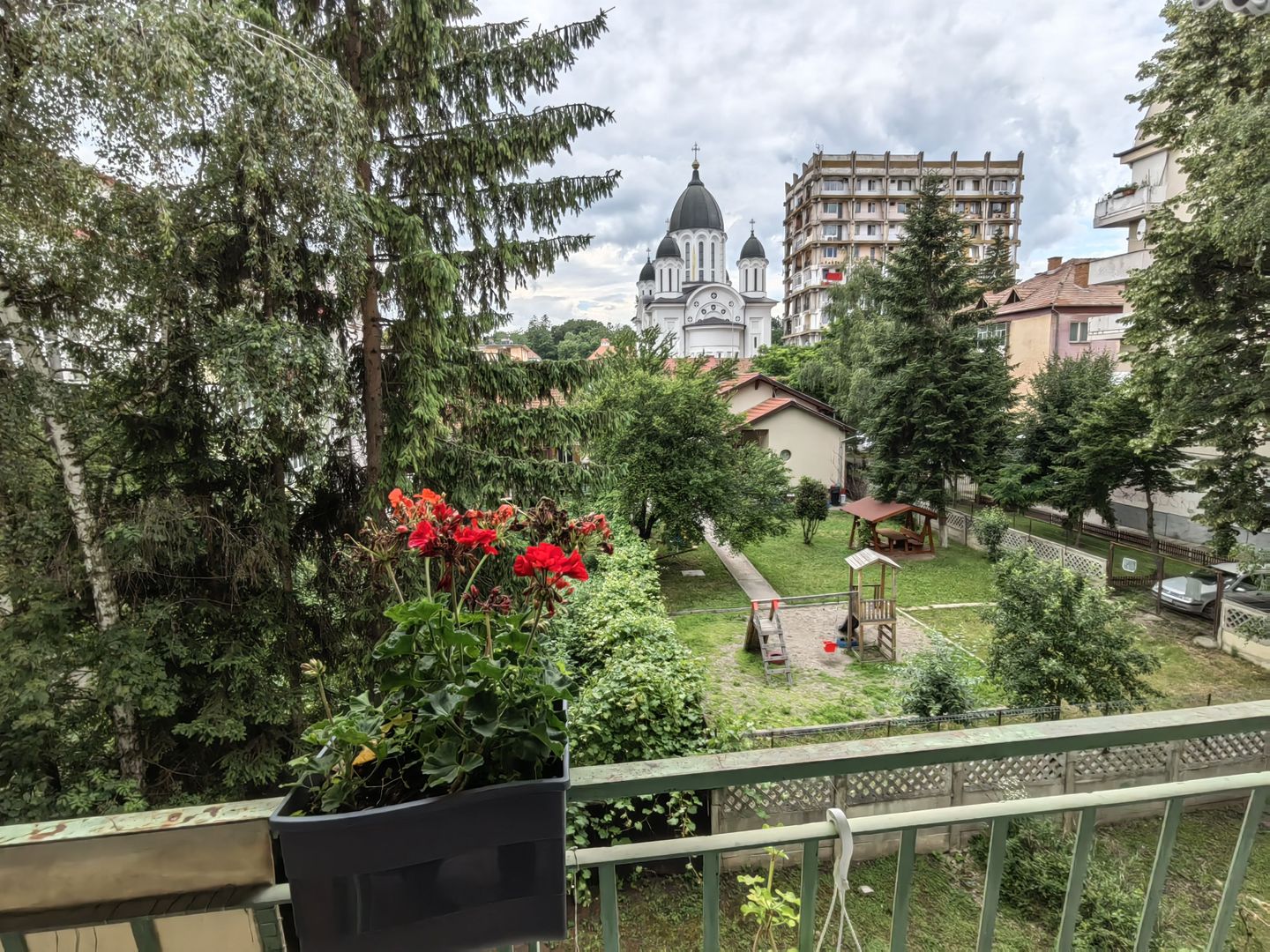 Apartament cu 3 camere 65 m ² etaj 2 ULTRACENTRAL - Poză 9