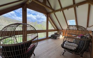 Conac 10 camere | renovat integral | Arefu | Baraj Vidraru - Poză 9