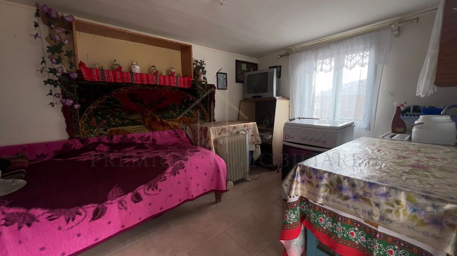 Casa de vanzare in statiunea turistica Tg-Ocna - Poză 17