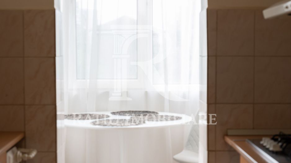 Apartament cu 3 camere | Decebal | Doinei | 58 utili | Oradea - Poză 9