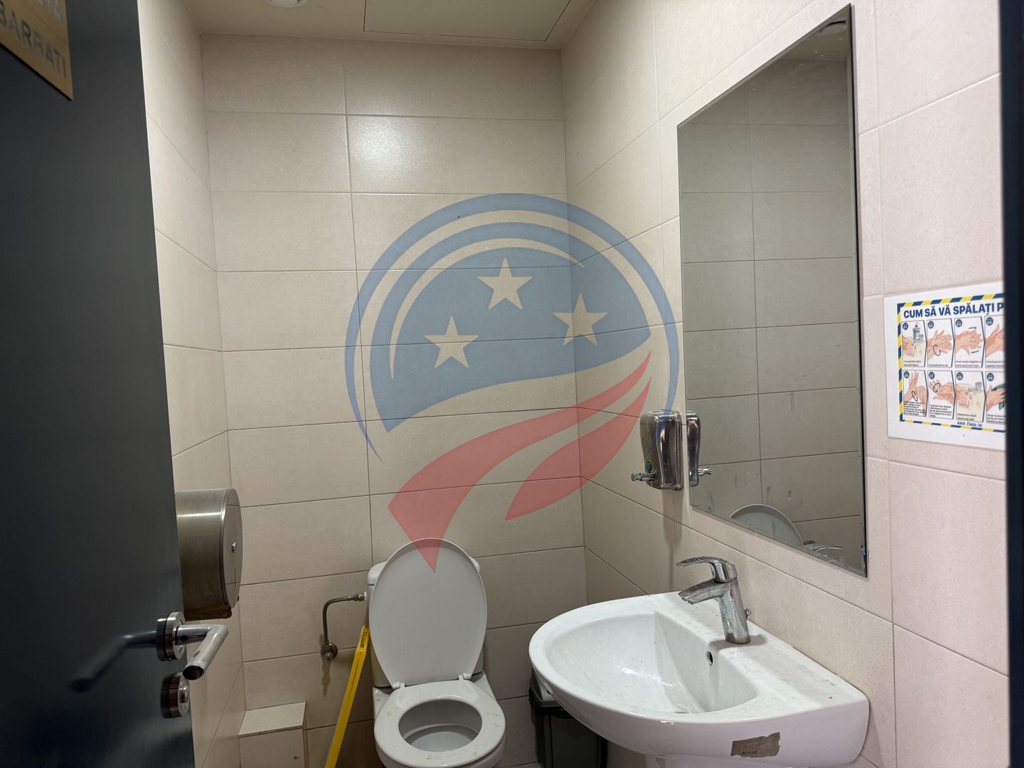 Spațiu comercial ultracentral – ideal pentru salon, magazin, birouri – 110 mp - Poză 6