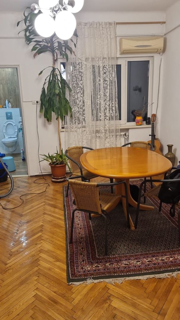 BRASADAS vinde ap 3 cam etaj 1/3 in zona Unirii. - Poză 4