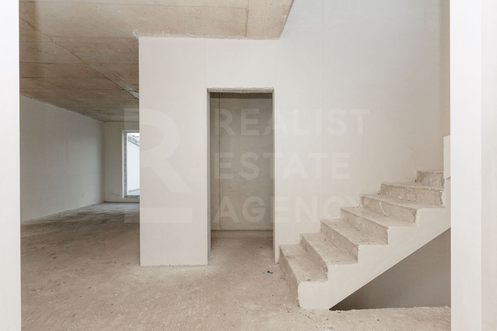 Vânzare, duplex, 3 nivele, str. Frasinilor, Ialoveni. - Poză 22