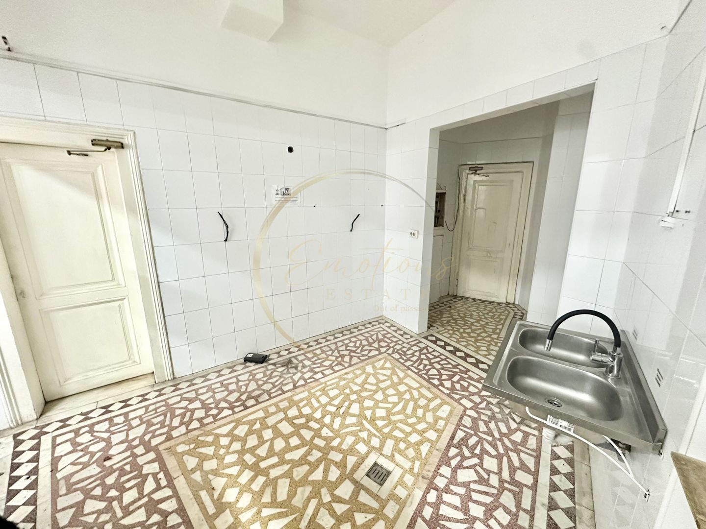 OCAZIE | Spațiu Comercial  - Piața Libertăți - Poză 10