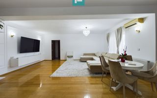 Apartament cu 3 camere în Subcetate - Poză 2