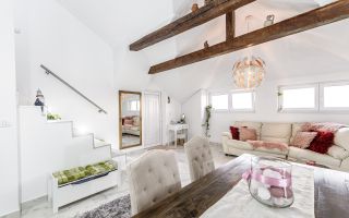 Apartament tip Samantha cu 3 camere în Bujac - Poză 1