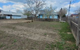 Casă tradițională cu teren de 1000 mp în sat Războieni, Târgu Frumos, Iași - Poză 1
