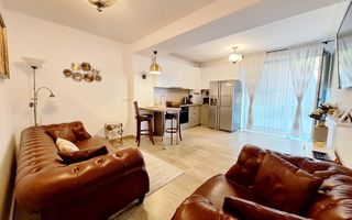 Apartament in centru langa Universitate, cu parcare subterana - Poză 2