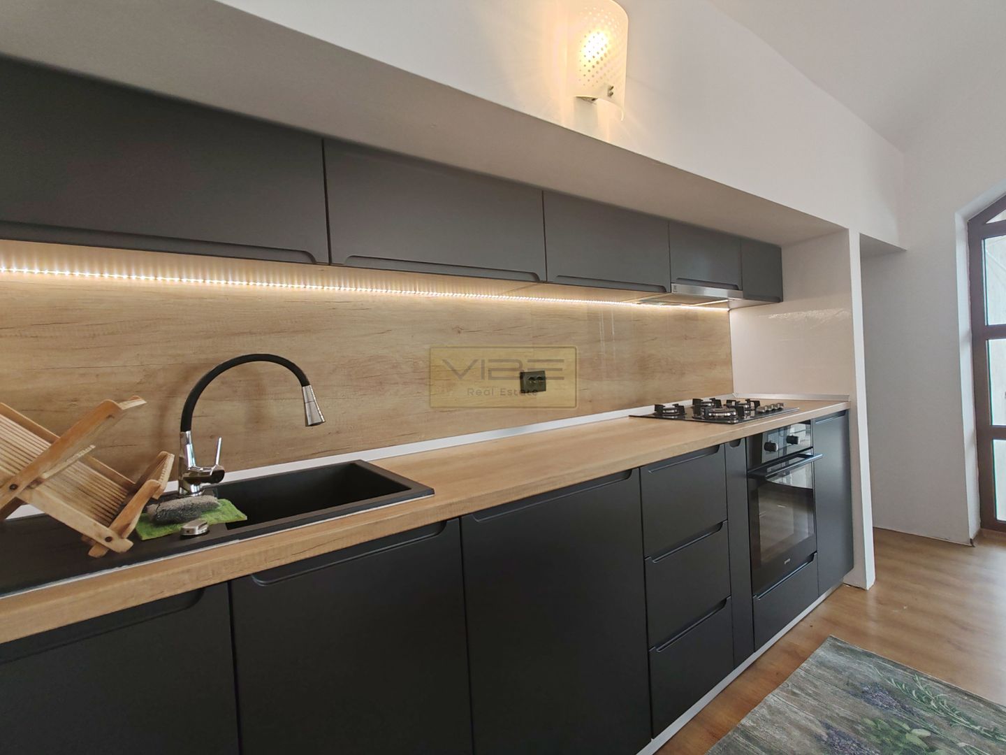 Apartament 5 camere la Vilă-Moara De Vânt! - Poză 5