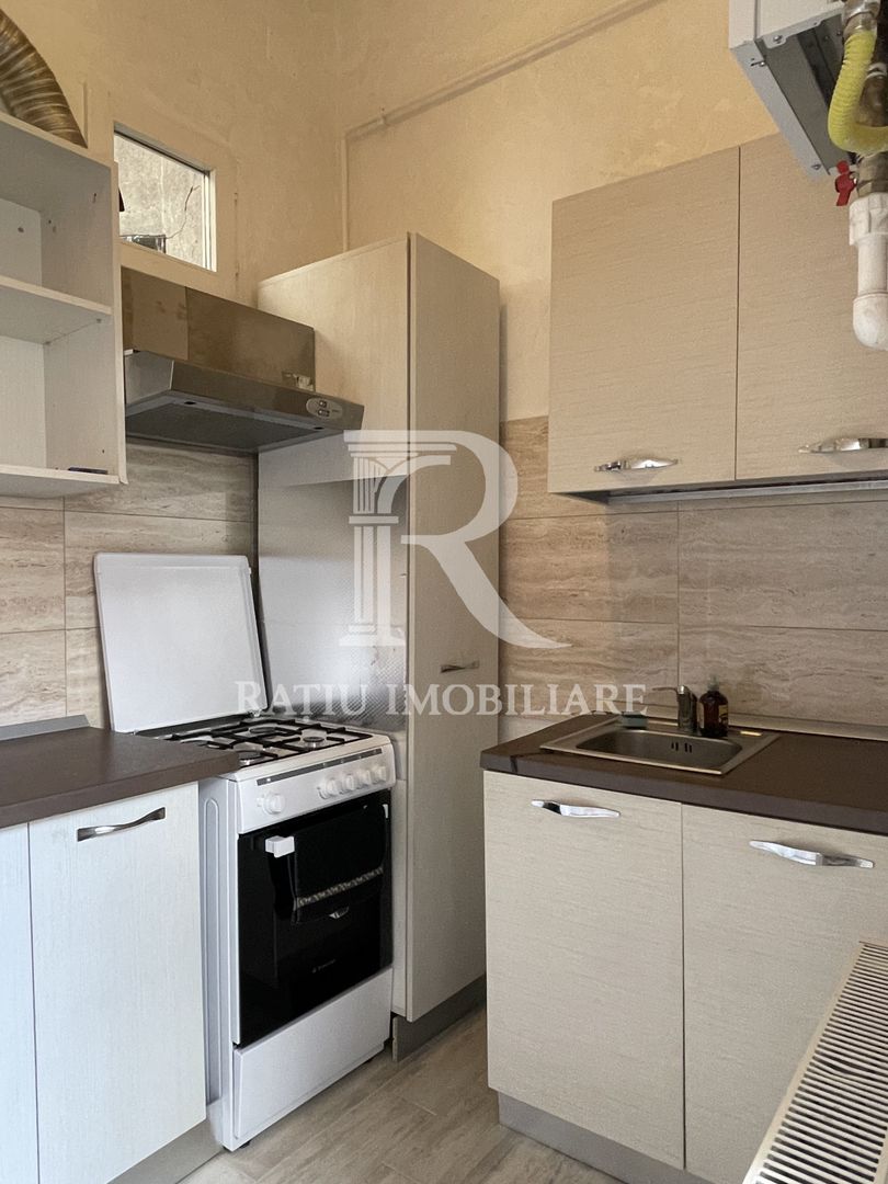 Apartament la casa cu 2 camere | Centrala pe gaz | Oradea - Poză 13