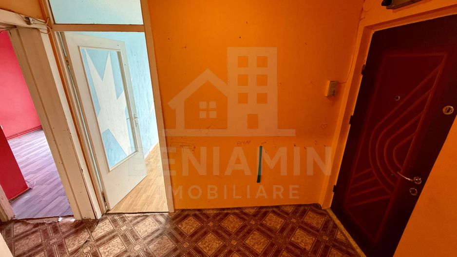 4 decomandate - 80mp - etaj 1 - 2bai - centrala - invesitie - Astra - Poză 11