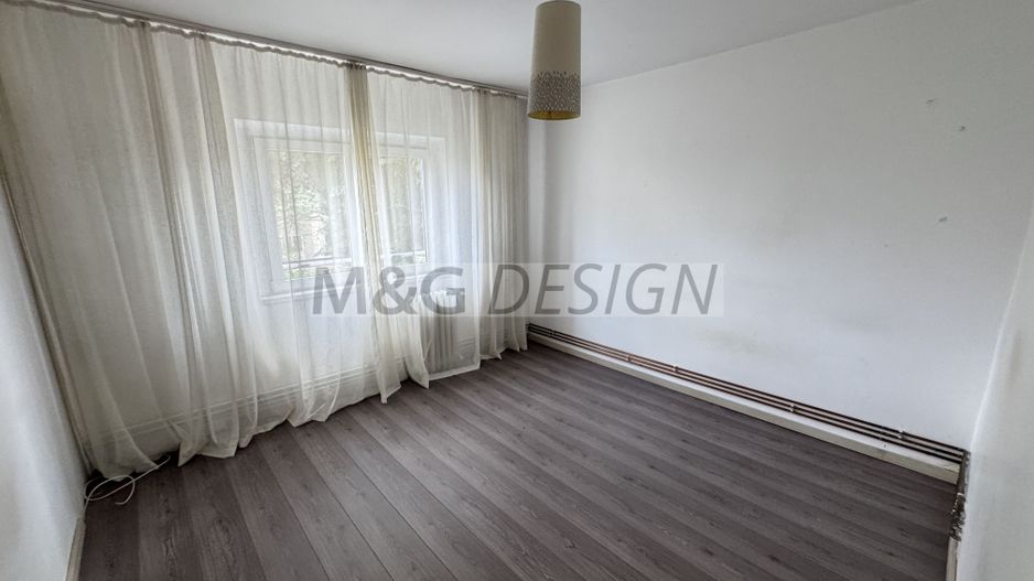 Apartament 3 camere zona Andrei Saguna etaj 2 - Poză 11