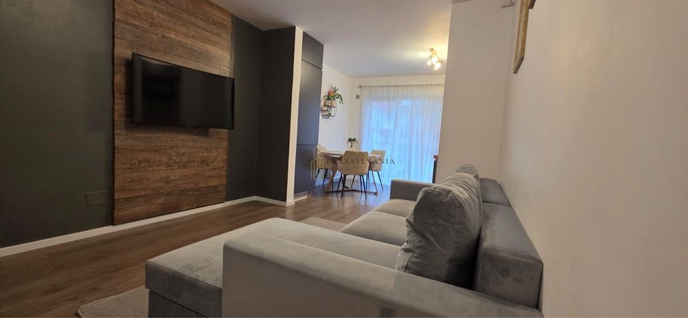 Apartament 3 camere, modern - Poză 1