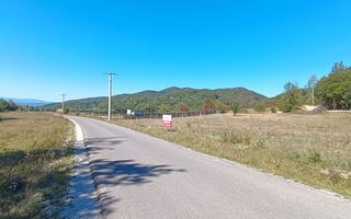 Teren intravilan in Rasnov, langa Cheile Rasnoavei - Poză 5