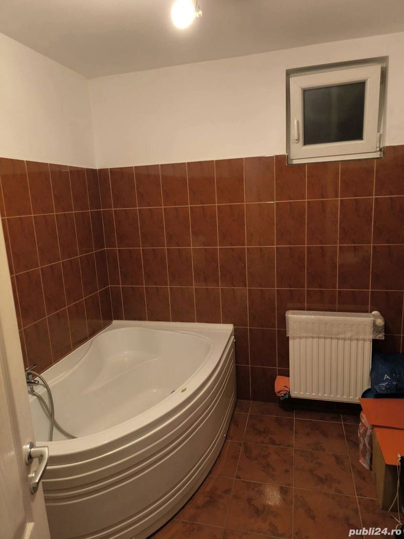 BRASADAS vinde ap 2 cam etaj 2/3 zona CENTRALA. - Poză 6