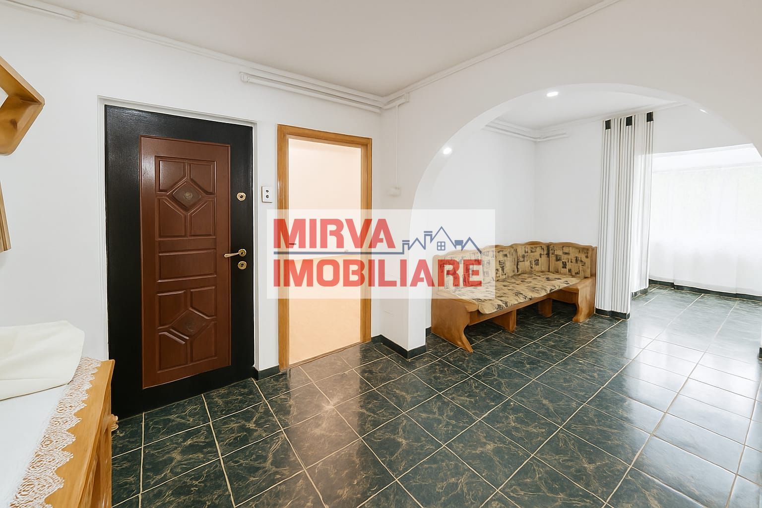 Apartament 2 camere – zona Penes Curcanul, Ploiești - Poză 8