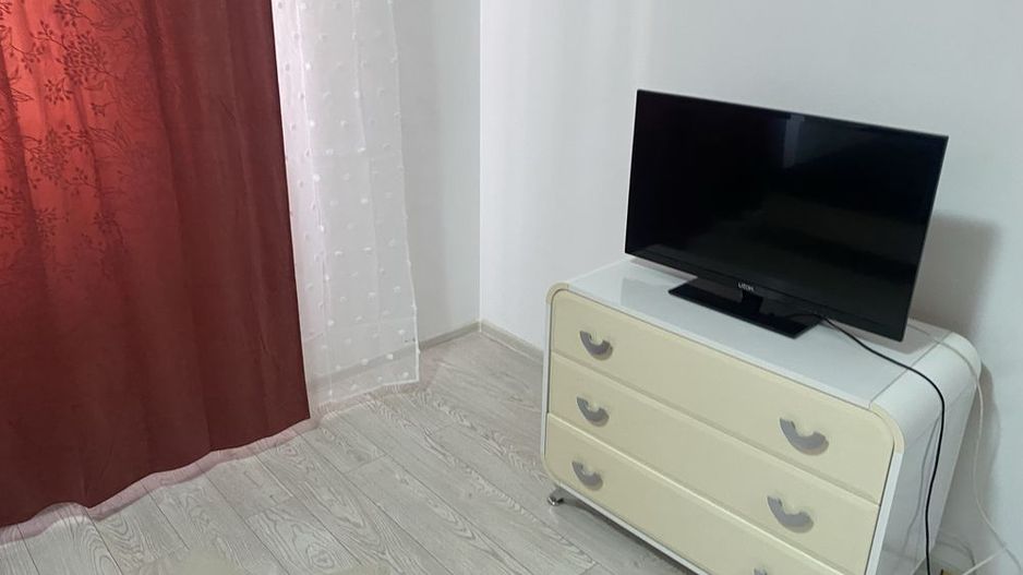 Apartament 3 camere de închiriat Militari - Poză 1