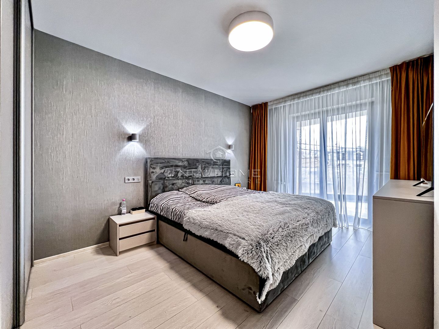 Apartament 2 camere 66 mp, zona Central - Poză 8
