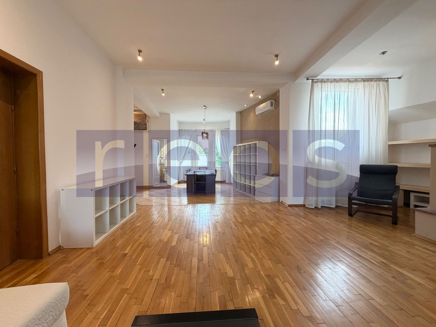 INCHIRIERE 3 CAMERE | 124 MP | VILA | SEMINEU | CENTRALA PROPRIE - Poză 5