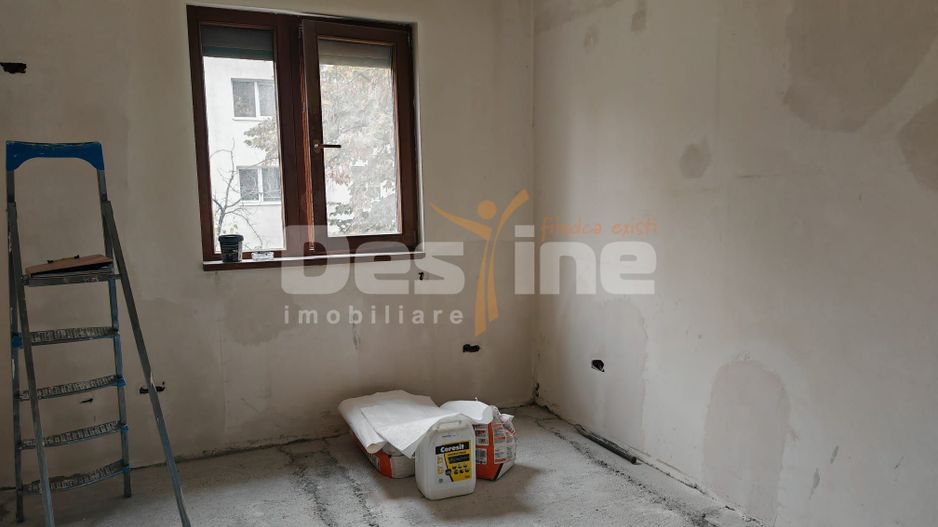 ​Apartament 4 camere, 2 bai – Zona Vest / Lacul Balea, etaj 3/4 - Poză 9