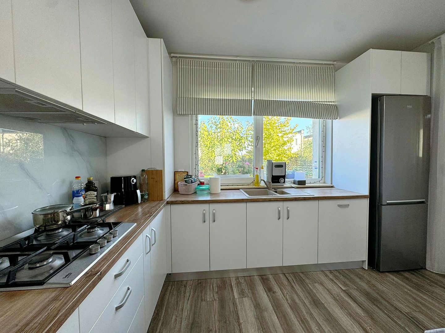 Vilă P+1 mobilată, 3 dormitoare, teren 460 mp, Tamasi - Corbeanca - Poză 6