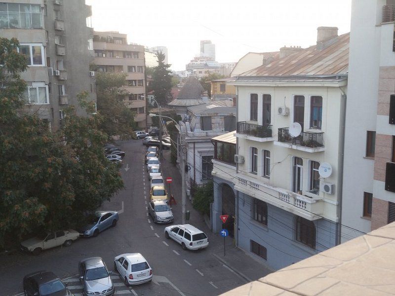 Apartament 3 camere in Romana, anexe, boxa - Poză 26