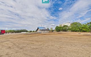 Platformă betonată 5000 mp Câmpul Liniștii - Poză 2