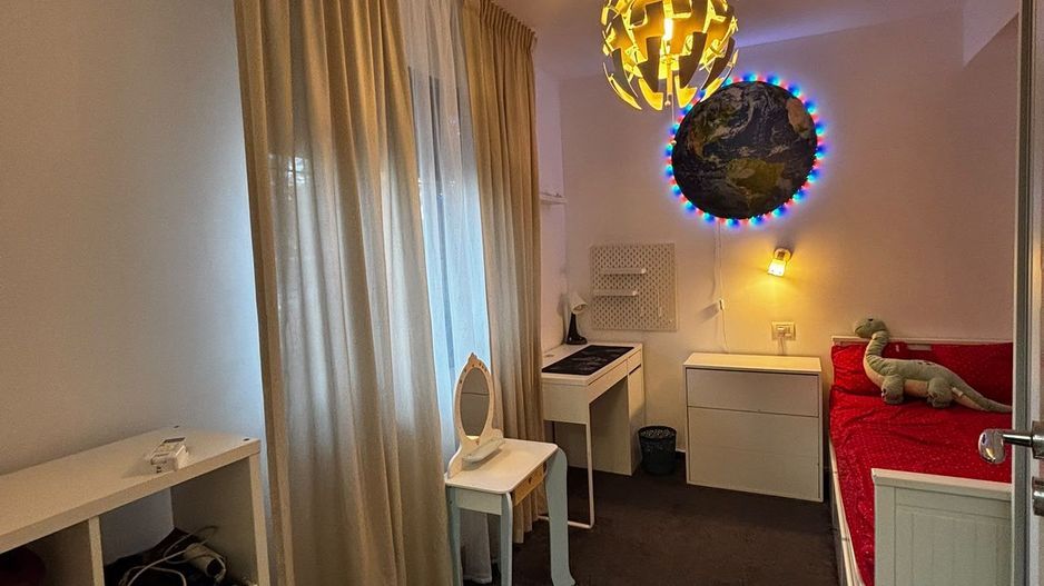 Apartament Modern și Spațios cu Grădină Privată și 2 Locuri de Parcare Incluse! - Poză 15