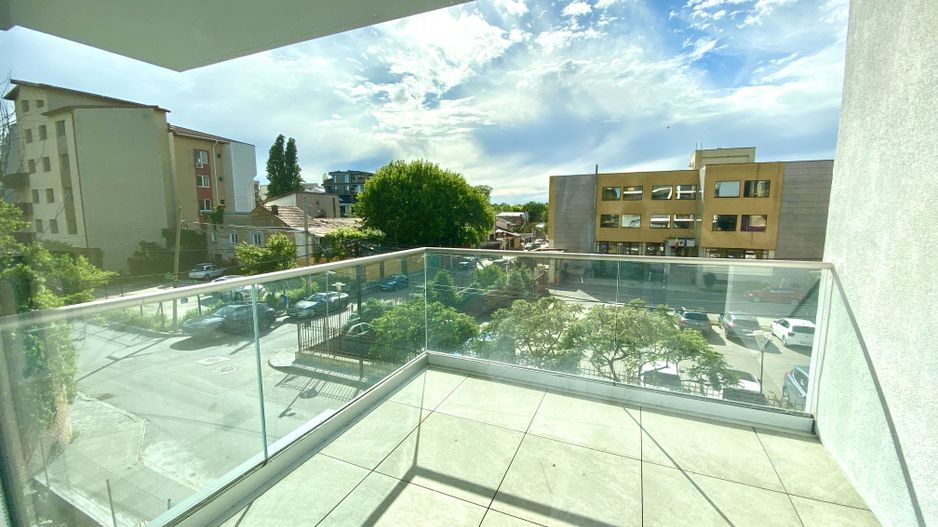 Apartament 3 camere de vanzare - Barbu Vacarescu - Poză 2